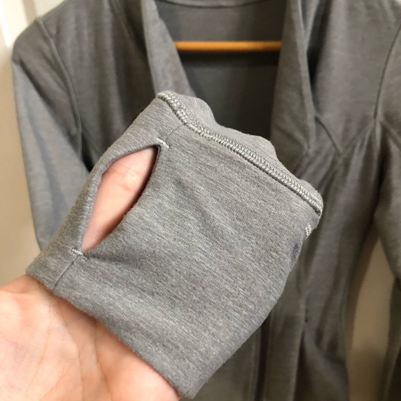 Lululemon Bhakti Jacket Size 6 - Picture 6 of 8